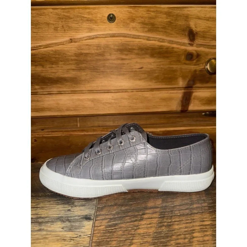 NWT Superga Women's  Sleek & Chic Crocodile Embossed Lace-up Low Top Sneaker 7.5